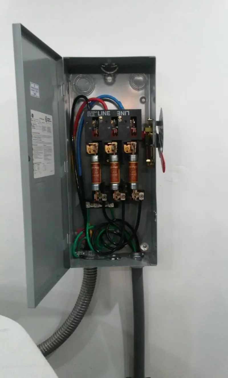 Three-phase disconnect switch installed for Smoke Detector Installation in Rutland